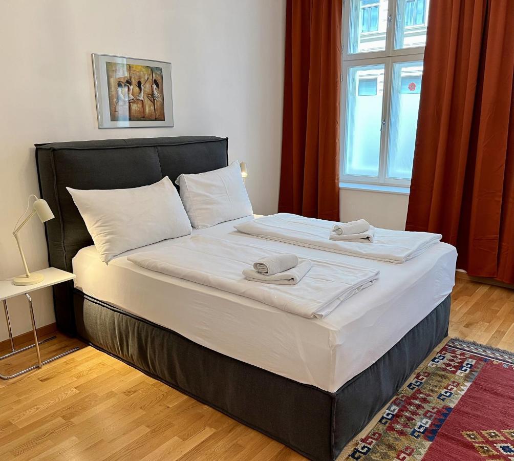 Casa Nostra - Zentrale Wohnung Am Augarten Vienna Esterno foto