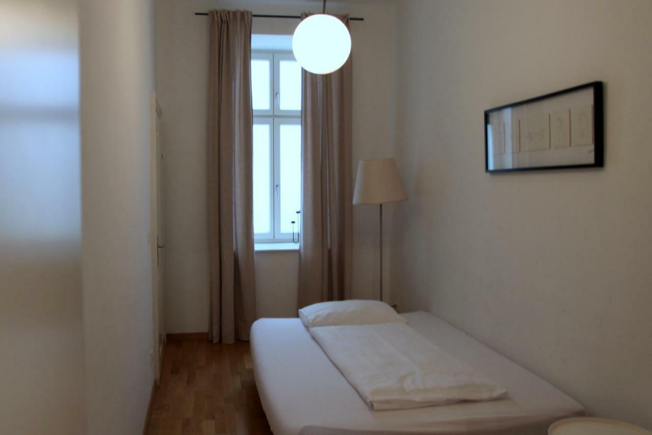 Casa Nostra - Zentrale Wohnung Am Augarten Vienna Esterno foto